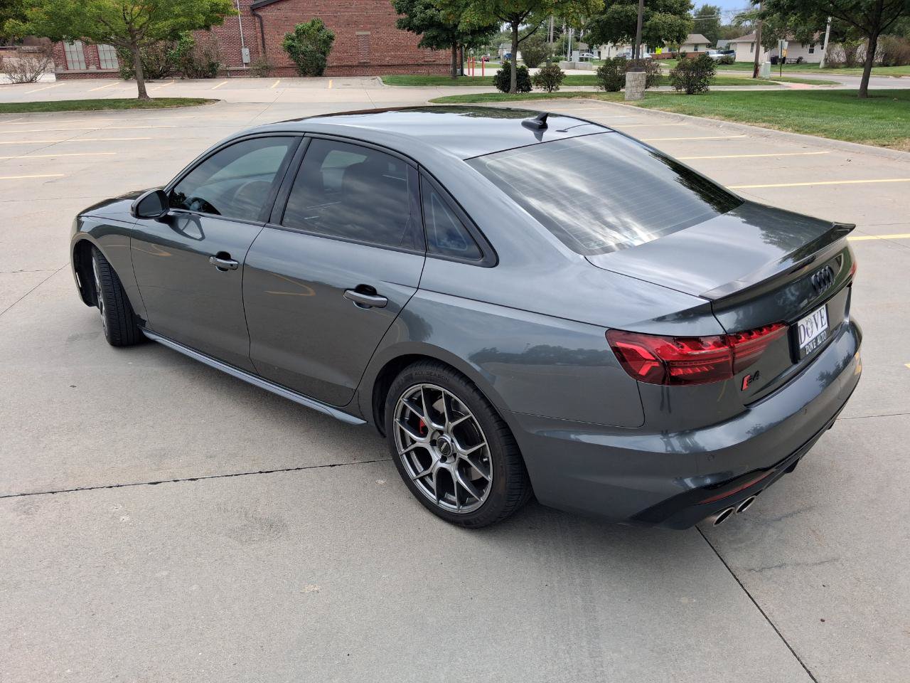 Used 2021 Audi S4 Premium Plus w/ Premium Plus Package AWD/4WD image 2