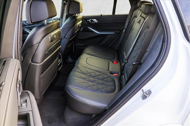 New 2026 BMW X5 M60i image 19