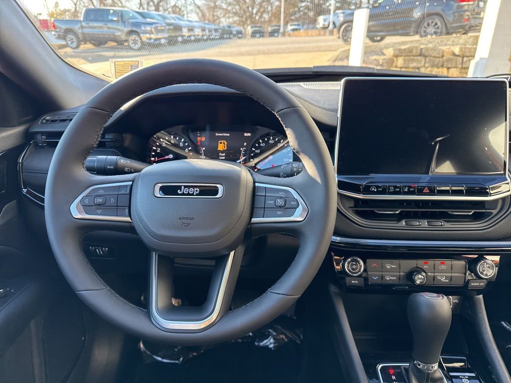 New 2026 Jeep Compass Latitude AWD/4WD image 14