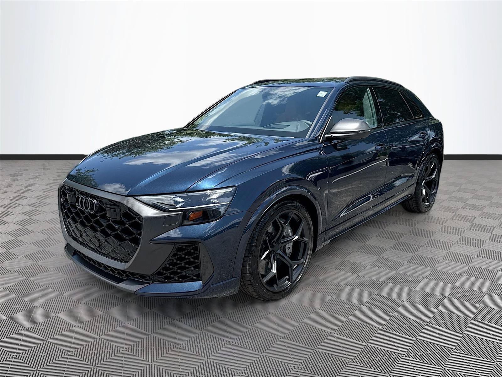 New 2026 Audi RS Q8 performance AWD/4WD image 3