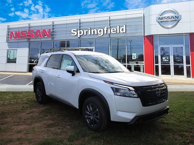 New 2025 Nissan Pathfinder SV