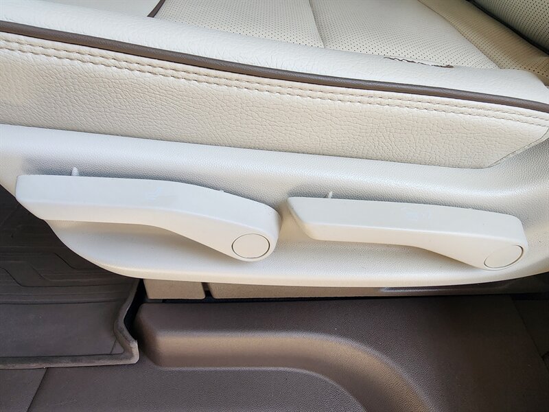 Used 2023 GMC Yukon Denali w/ LPO, Floor Liner Package RWD image 83