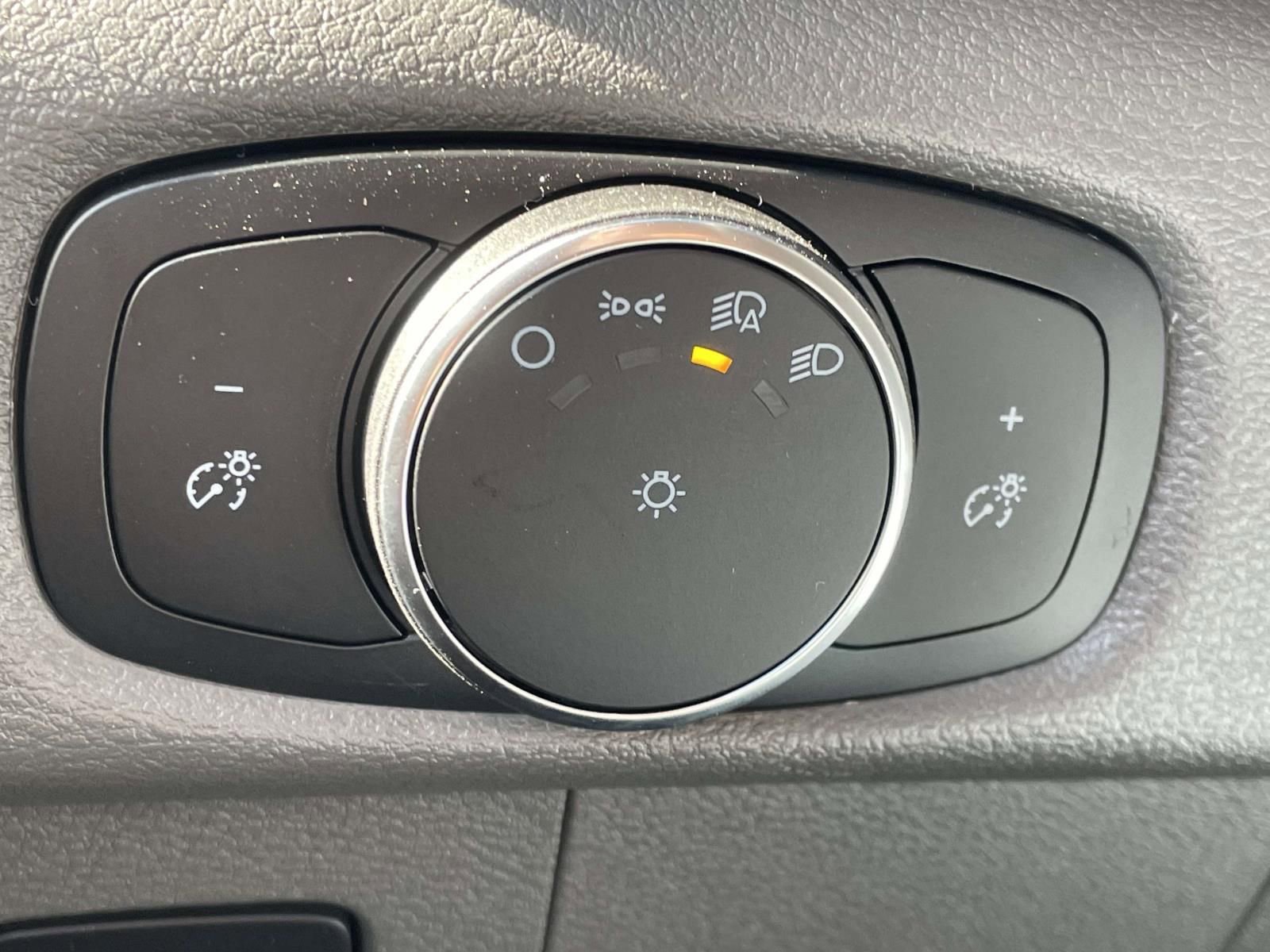 New 2026 Ford Transit 250 148 Medium Roof image 17