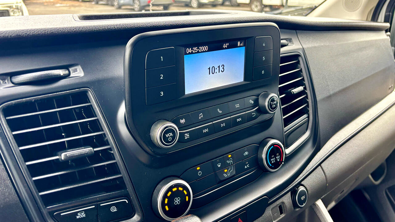 Used 2020 Ford Transit 250 130 Low Roof image 18