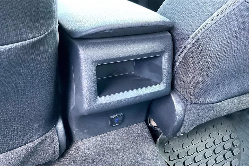 Used 2021 Toyota Camry LE w/ Protection Package (Q2) (TMS) FWD image 33