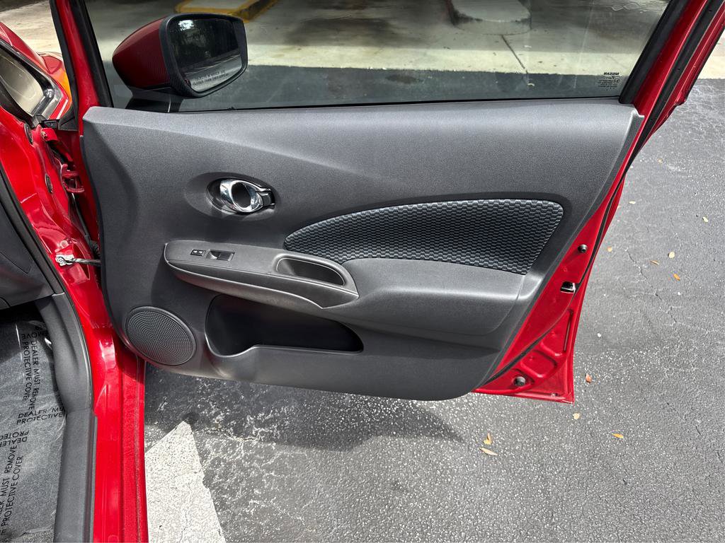 Used 2015 Nissan Versa Note SV image 25