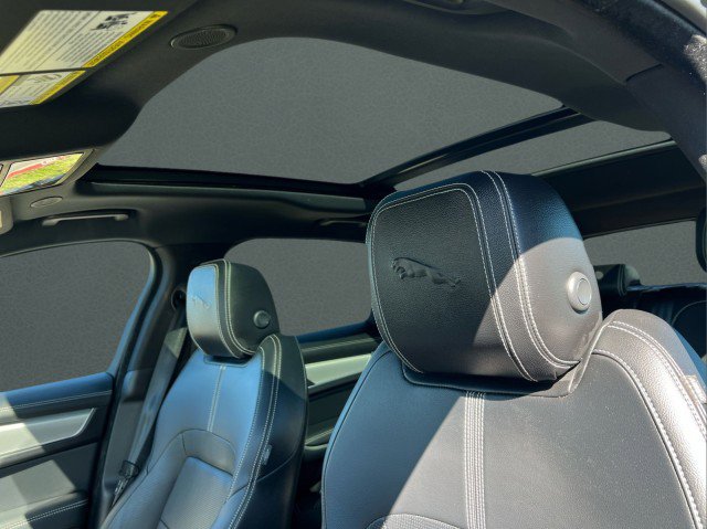 Used 2024 Jaguar F-PACE R-Dynamic S image 15