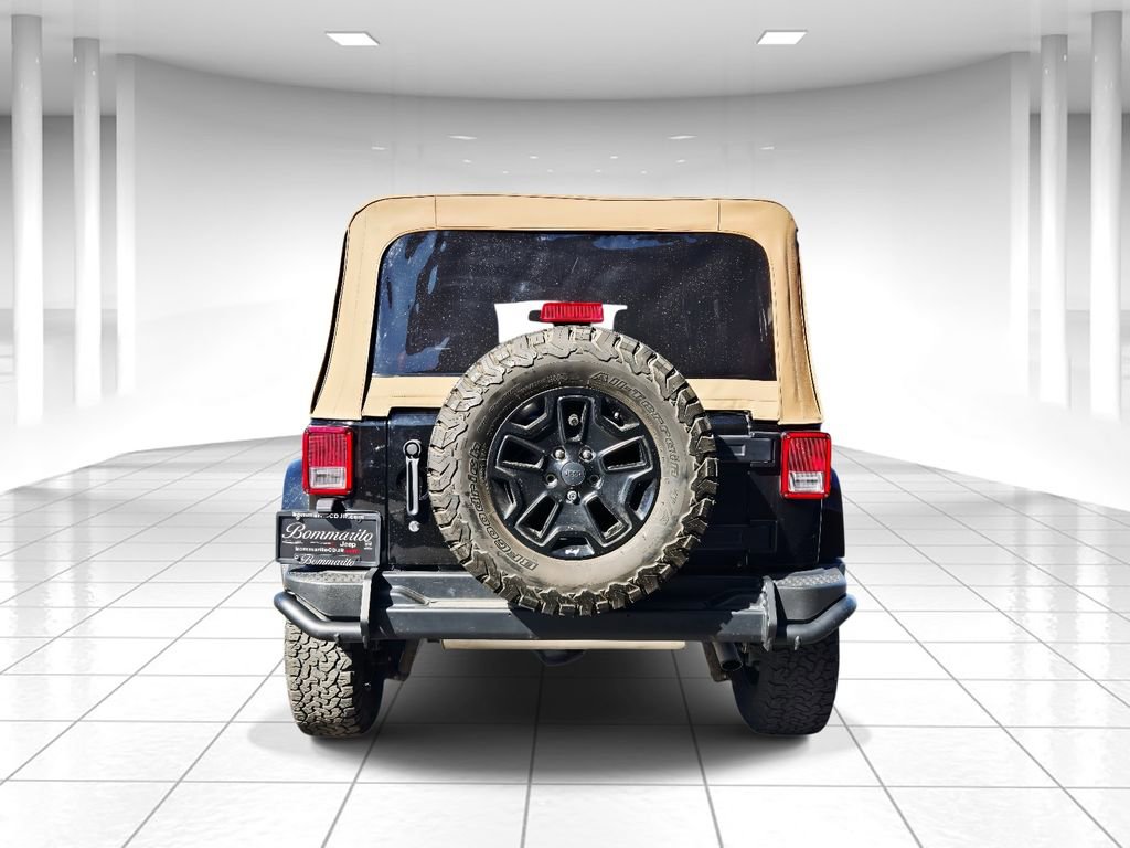 Used 2016 Jeep Wrangler Unlimited Sahara image 4