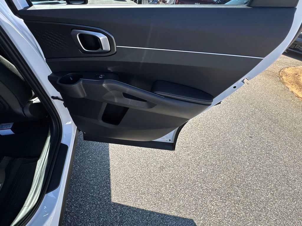 New 2026 Kia Sorento LX image 16