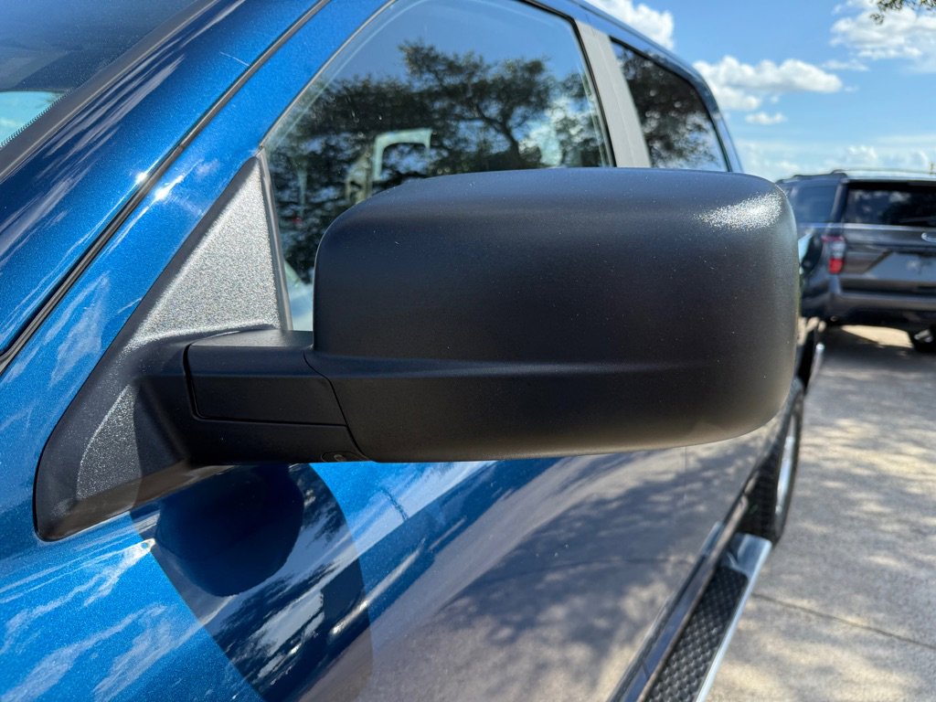 Used 2021 RAM 1500 Classic SLT image 15