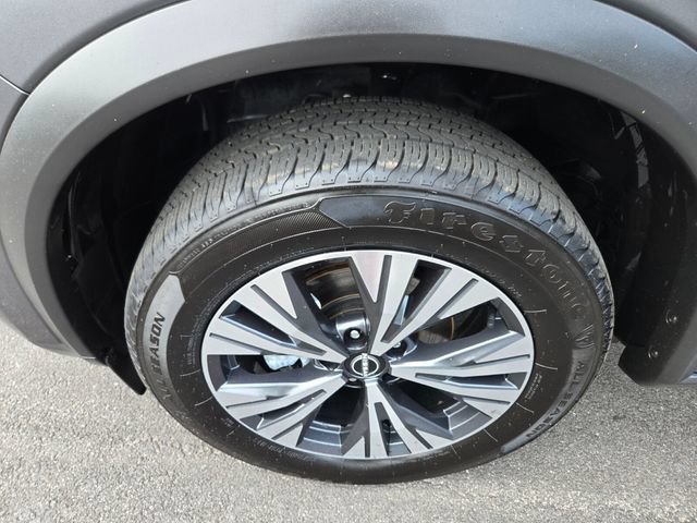 Used 2023 Nissan Rogue SV FWD image 23