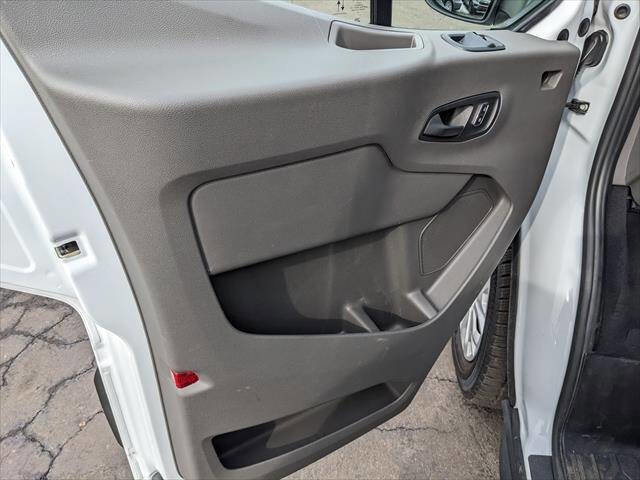 Used 2024 Ford Transit 350 XLT image 10