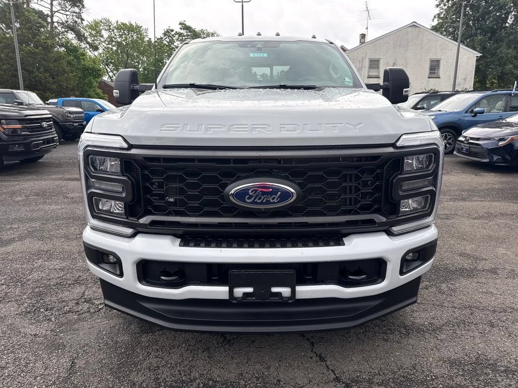 Used 2025 Ford F250 XL w/ STX Appearance Package AWD/4WD image 2