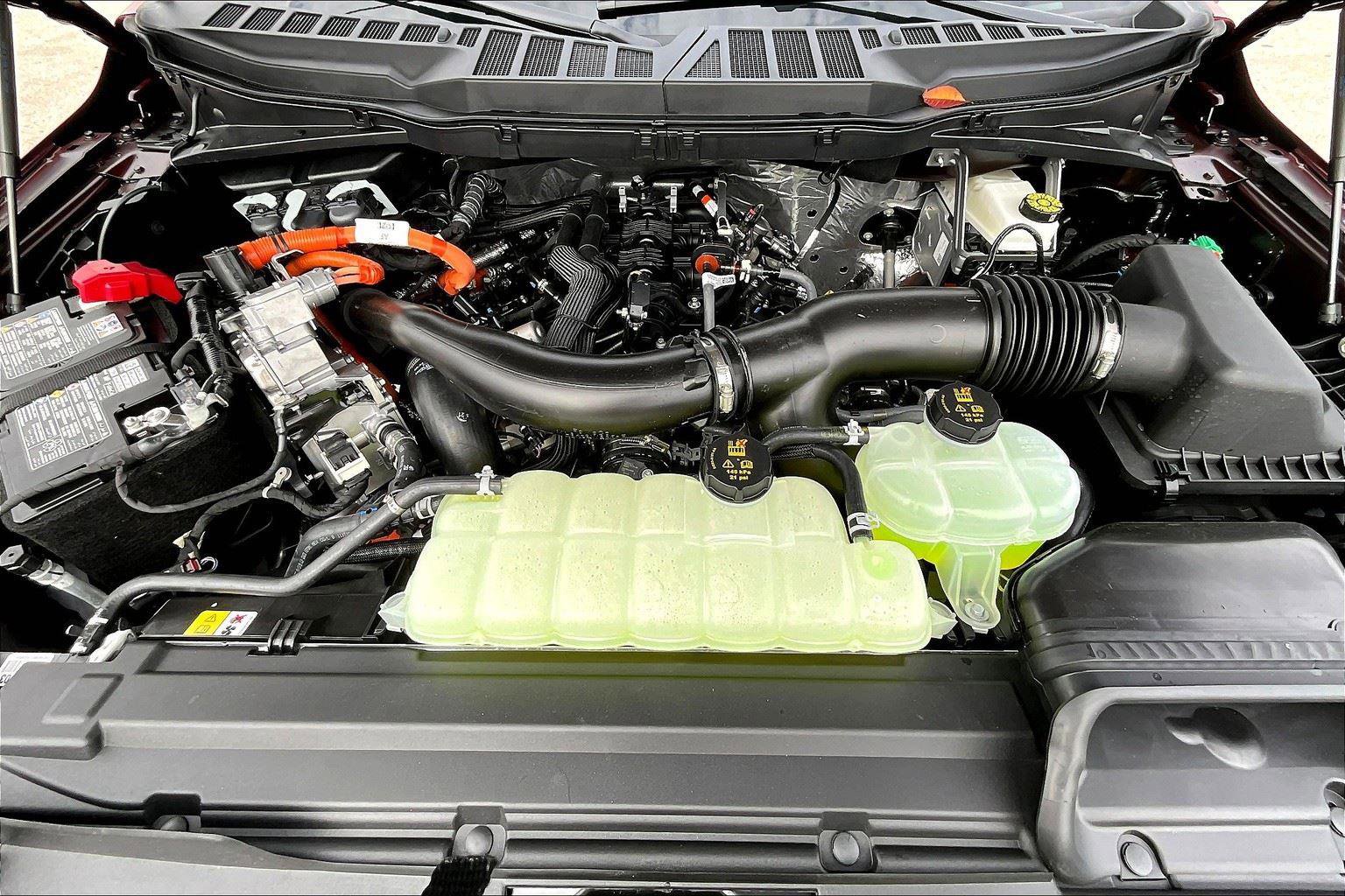 New 2025 Ford F150 Lariat image 25