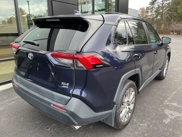 Used 2019 Toyota RAV4 XLE Premium w/ All Weather Liner Package image 6