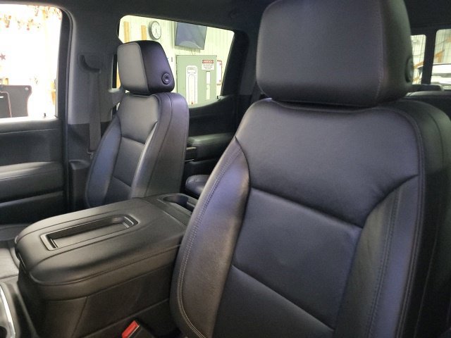 Used 2019 Chevrolet Silverado 1500 LT Trail Boss AWD/4WD image 9
