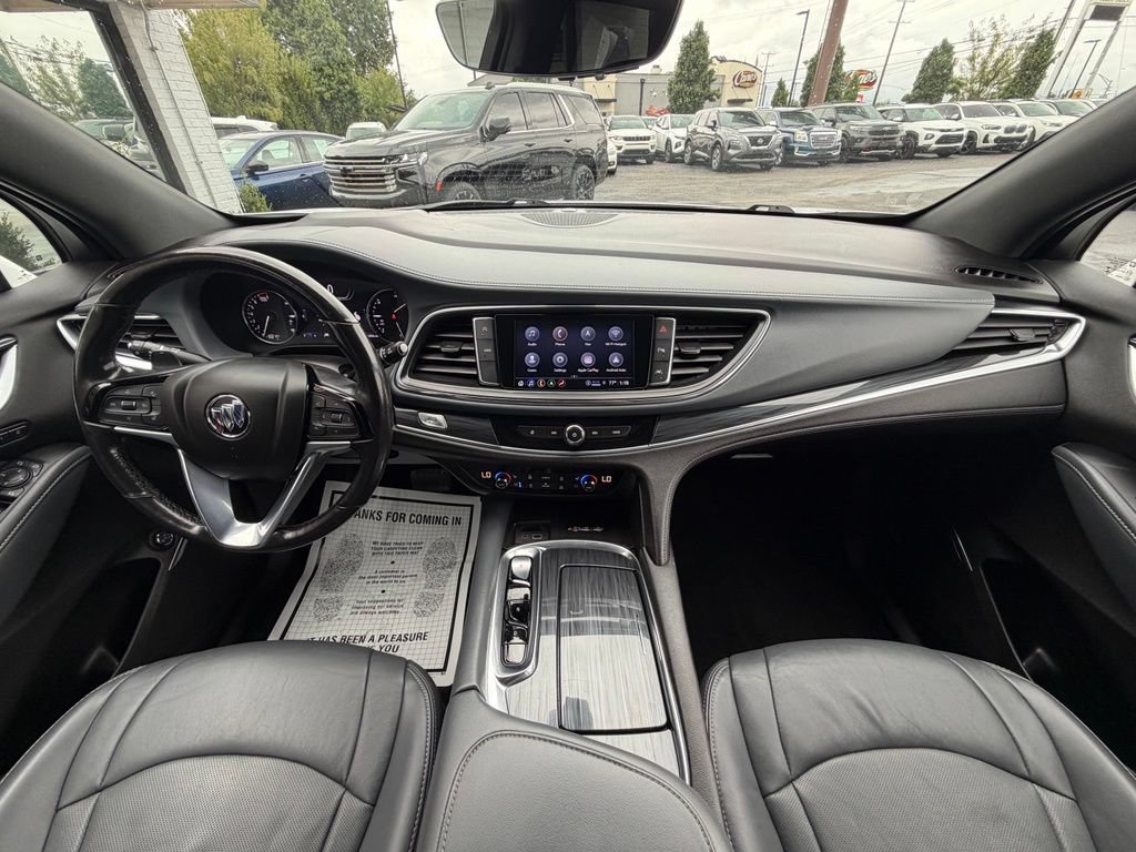 Used 2022 Buick Enclave Premium AWD/4WD image 22