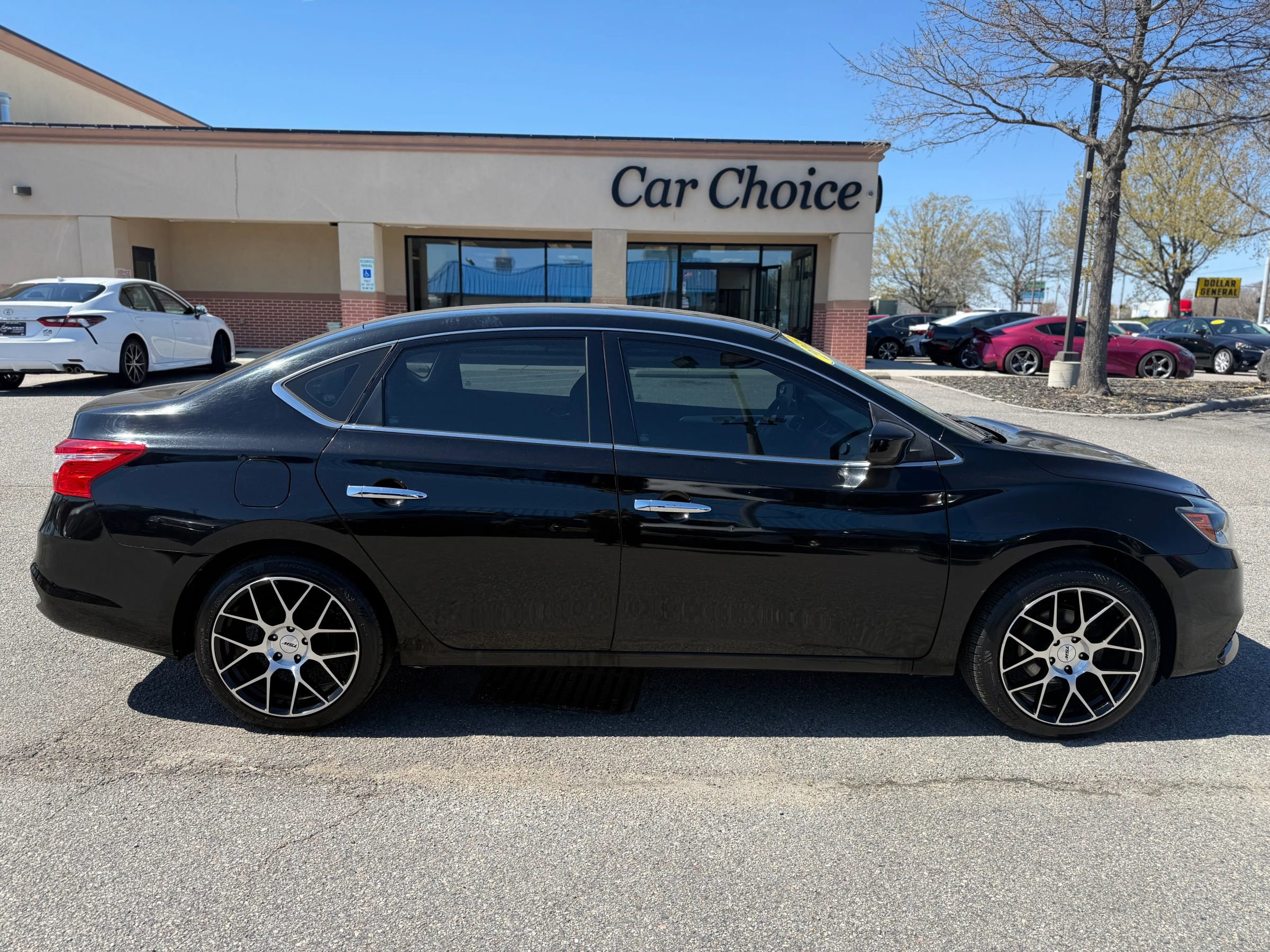 Used 2018 Nissan Sentra S FWD image 6