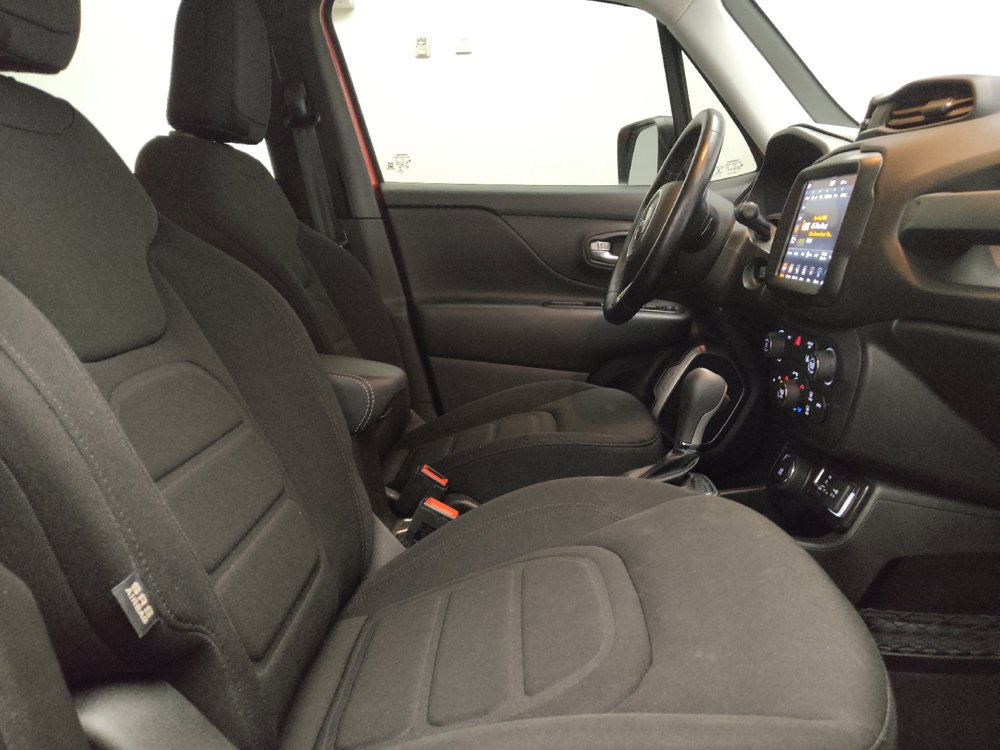 Used 2022 Jeep Renegade Latitude w/ Convenience Group AWD/4WD image 21