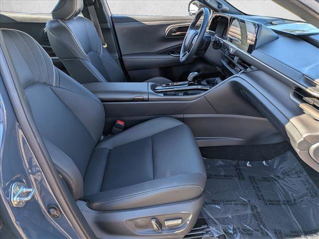 Used 2025 Toyota Crown Nightshade image 21