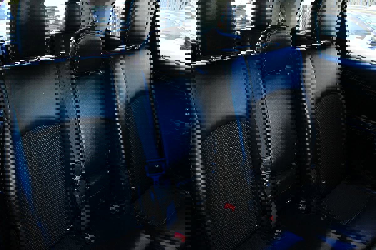 Used 2015 Dodge Journey Crossroad w/ Flexible Seating Group image 26