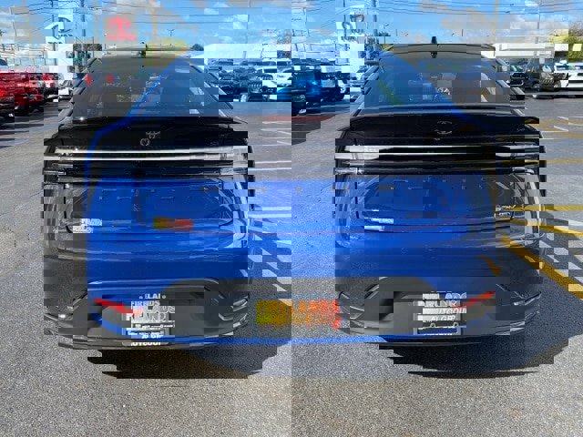 New 2026 Toyota Prius Plug-In Hybrid image 10