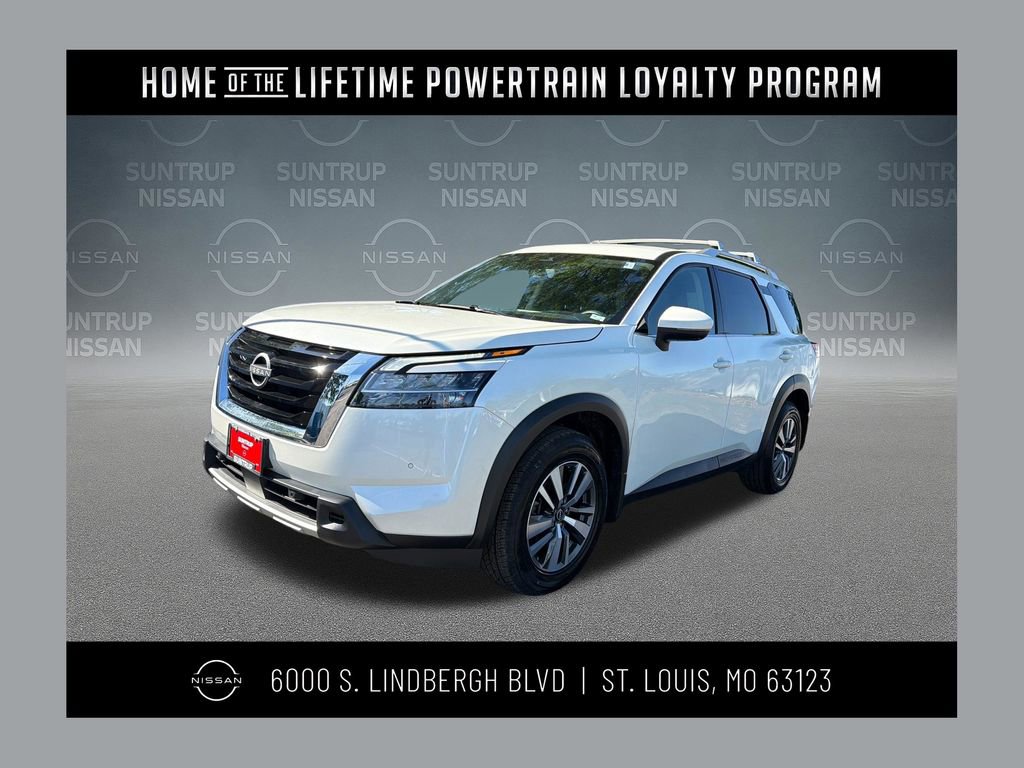 Used 2024 Nissan Pathfinder SL