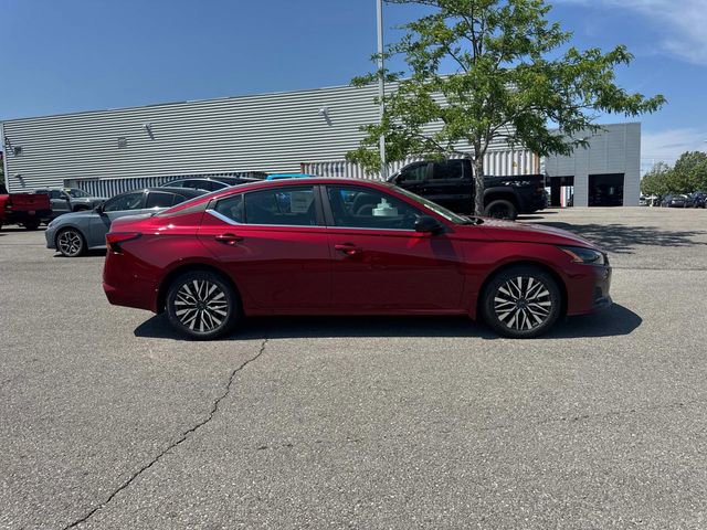 New 2026 Nissan Altima 2.5 SV FWD image 3