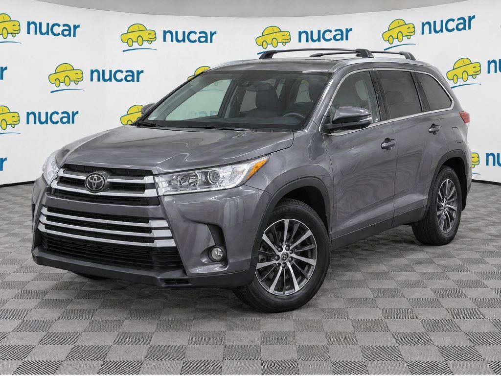 Used 2018 Toyota Highlander XLE AWD/4WD image 2