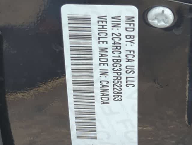 Used 2023 Chrysler Pacifica Touring-L FWD image 36