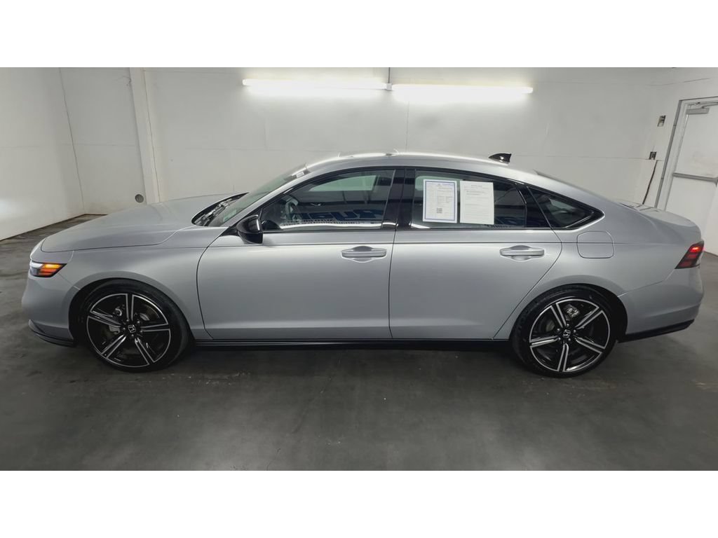 Certified 2026 Honda Accord SE image 5
