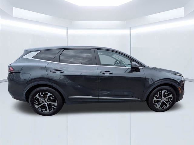 Used 2023 Kia Sportage EX FWD image 3