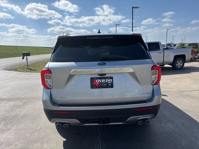 Used 2023 Ford Explorer Platinum w/ Technology Package image 4