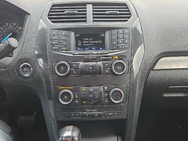 Used 2019 Ford Explorer XLT AWD/4WD image 29