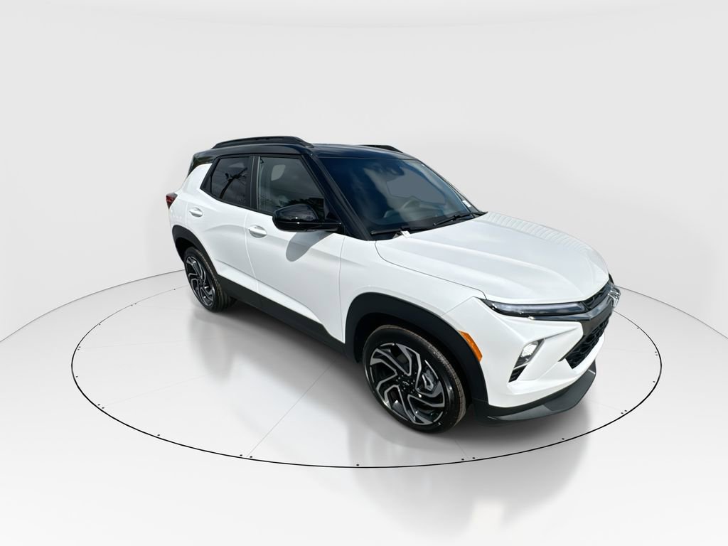New 2026 Chevrolet TrailBlazer RS w/ Convenience Package FWD image 2