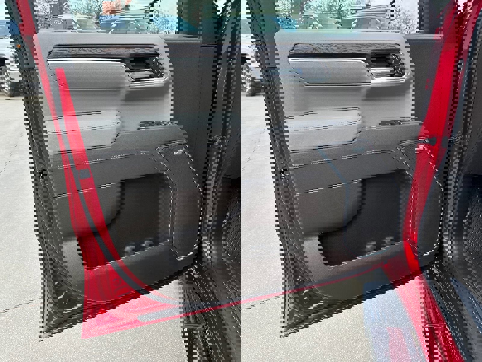 New 2026 GMC Sierra 1500 SLT w/ SLT Premium Package image 25