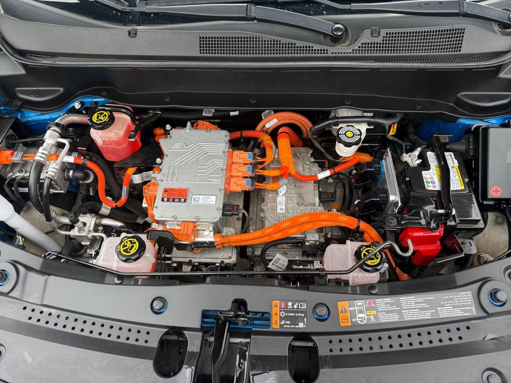 Certified 2023 Chevrolet Bolt EUV LT w/ Convenience Package image 20