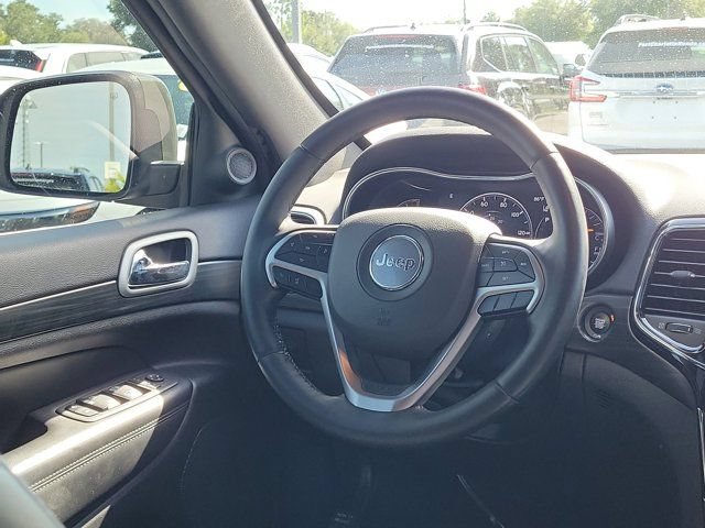 Used 2022 Jeep Grand Cherokee Laredo X RWD image 3