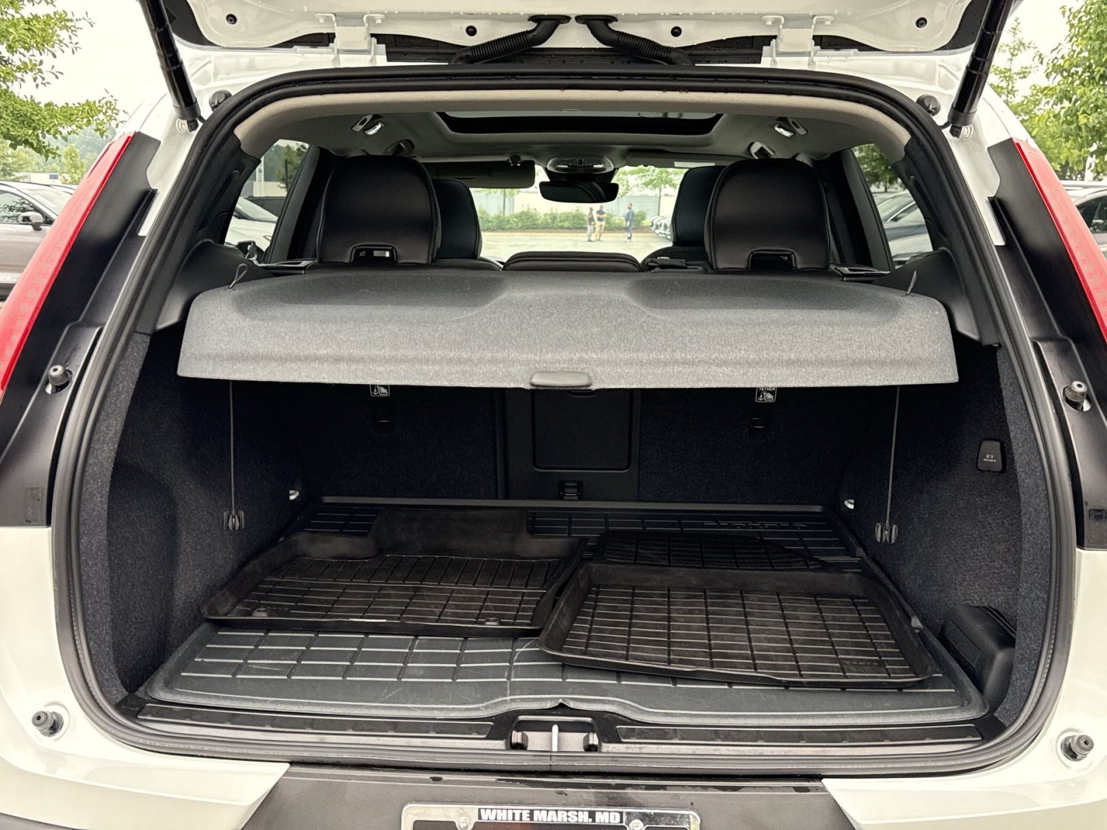 New 2026 Volvo XC40 B5 Plus w/ Protection Package Premier AWD/4WD image 33