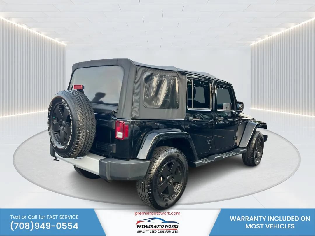 Used 2012 Jeep Wrangler Unlimited Sahara w/ Connectivity Group AWD/4WD image 4