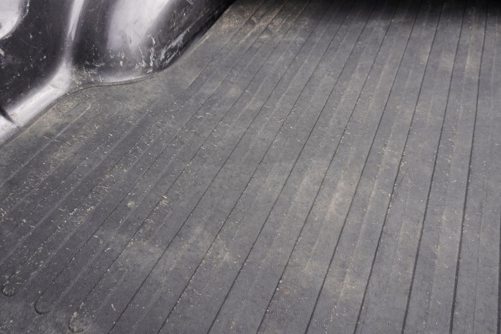 Used 2016 RAM 2500 Tradesman w/ Chrome Appearance Group image 9