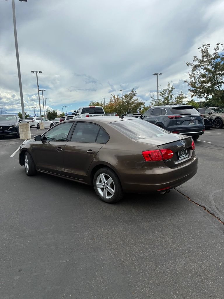 Used 2012 Volkswagen Jetta TDI FWD image 23
