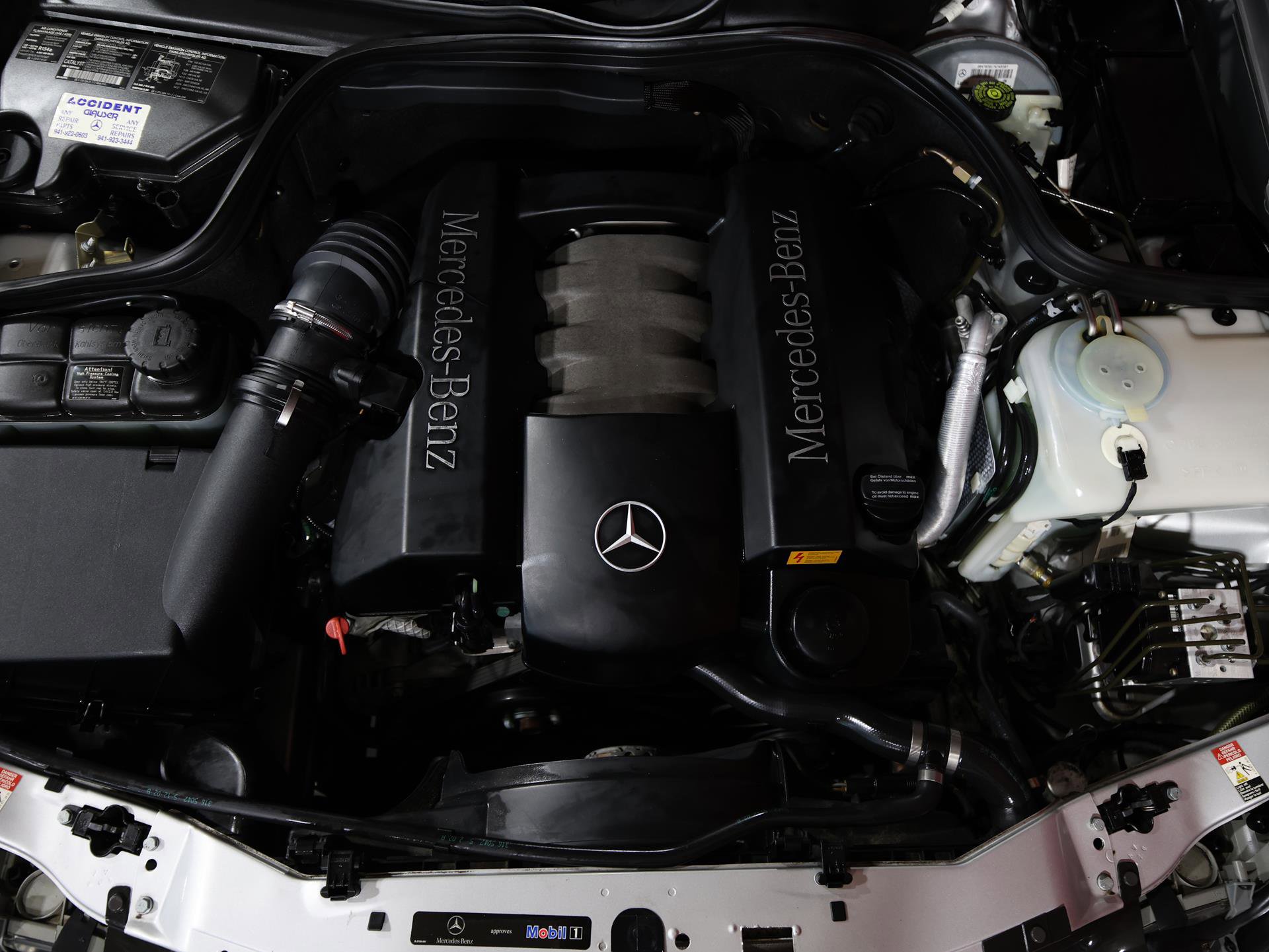 Used 2003 Mercedes-Benz CLK 320 Cabriolet image 26