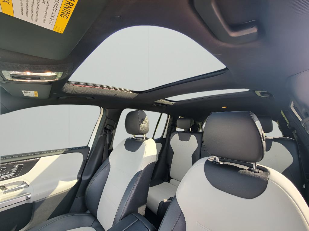 Used 2020 Mercedes-Benz GLB 250 4MATIC image 24