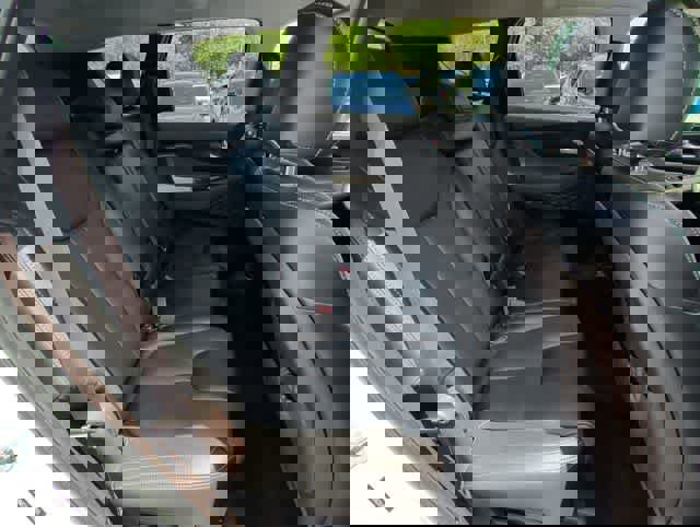 Used 2020 Hyundai Santa Fe SEL image 18