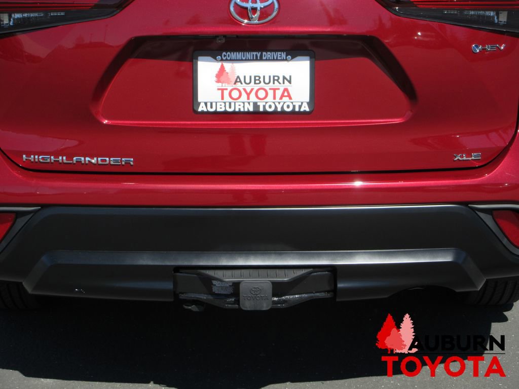 New 2026 Toyota Highlander XLE image 4