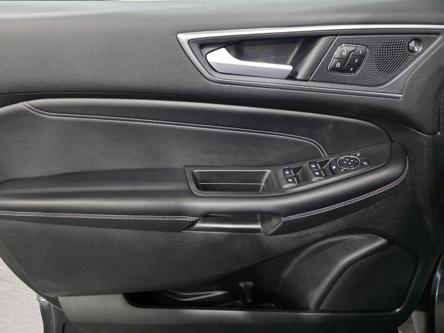 Used 2024 Ford Edge Titanium w/ Equipment Group 301A image 10