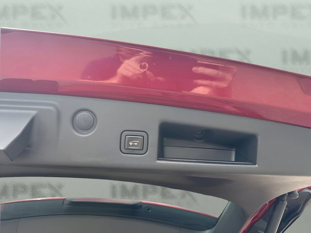 Used 2020 Chevrolet Equinox Premier AWD/4WD image 32