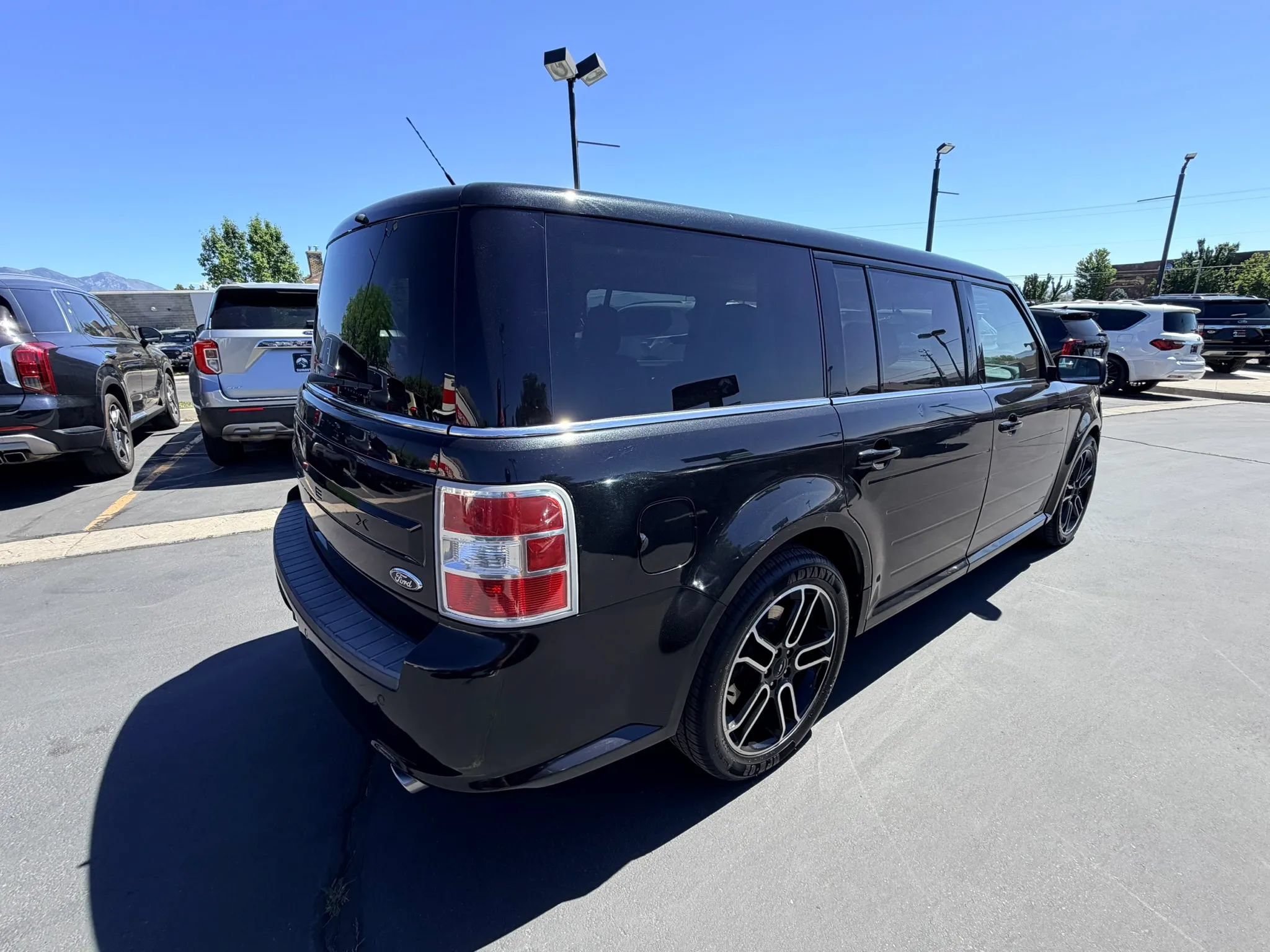 Used 2014 Ford Flex SEL w/ Equipment Group 202A FWD image 4