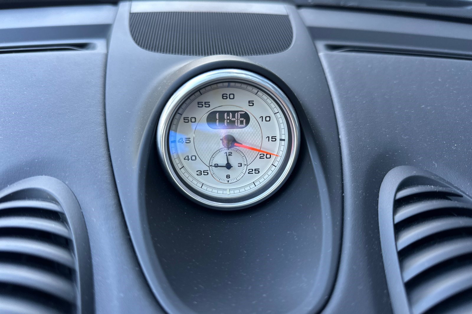 Used 2019 Porsche 718 Cayman S image 36